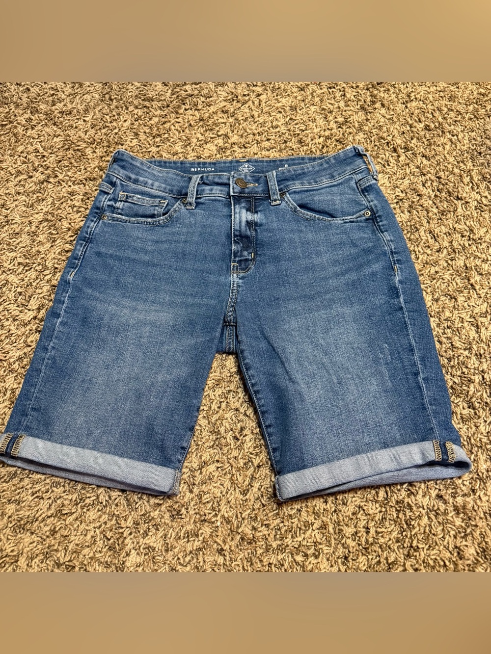 St John’s Bay Medium Wash Cuffed Bermuda Shorts 8P